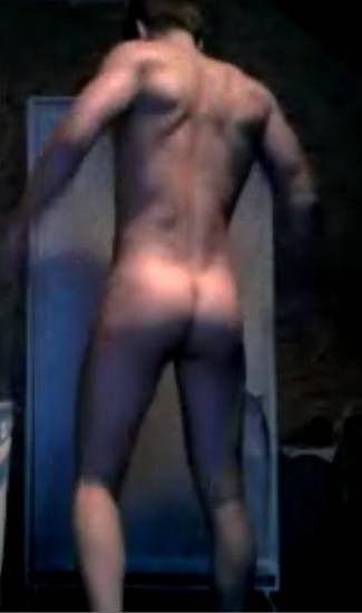 Мастурбировал