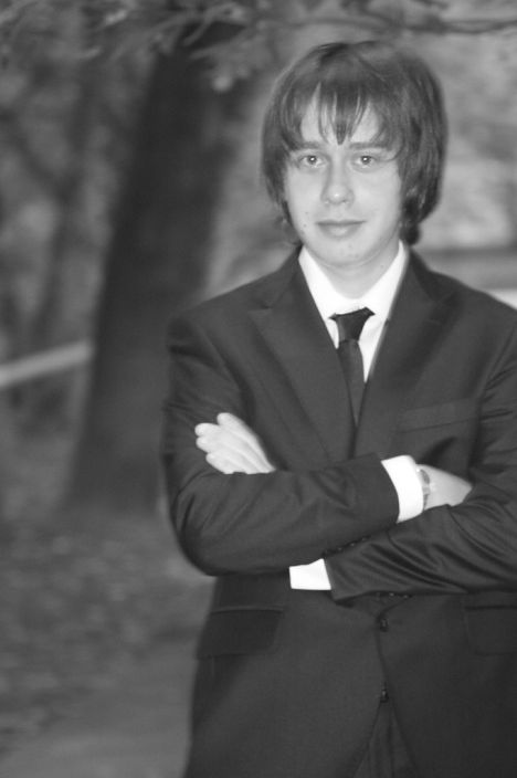 старое фото.