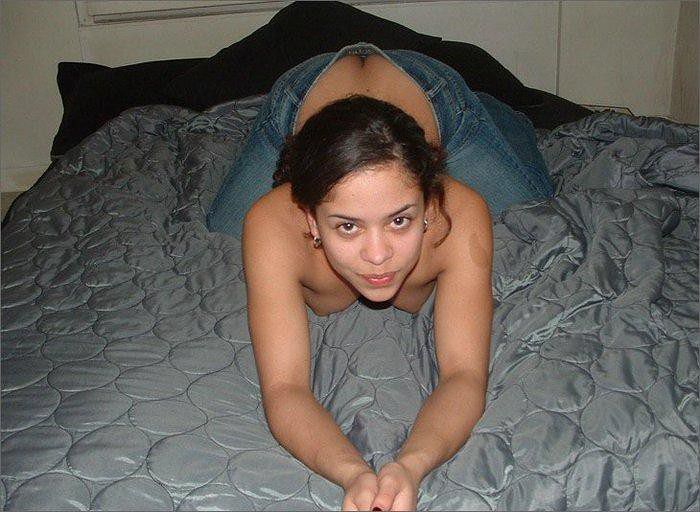 Hot latina naked in bed