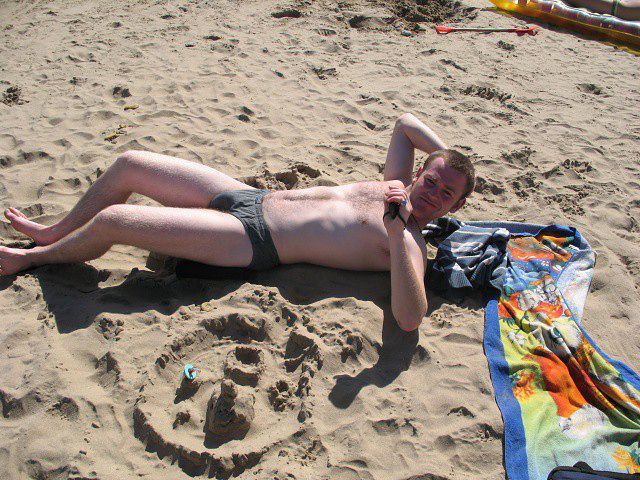 А я на море..