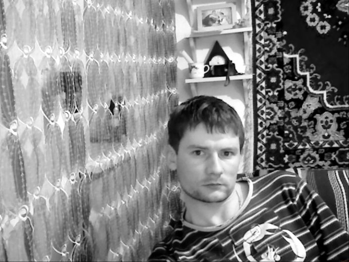 только проснулся