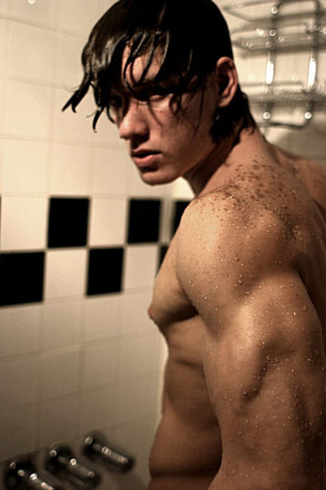 MALE M