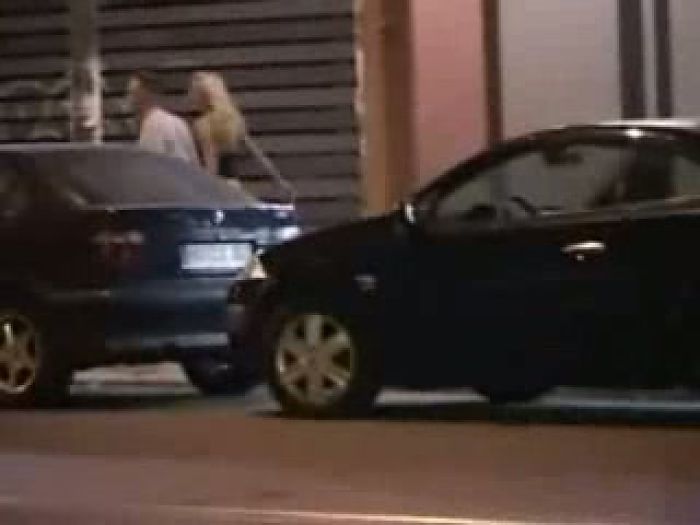 Couple Do It In An Alley