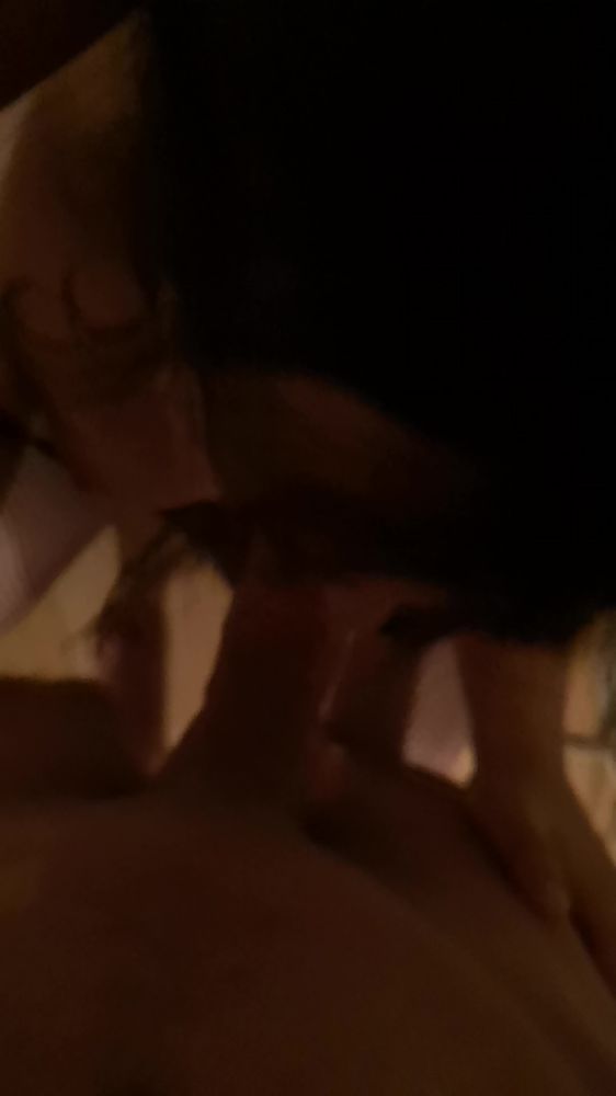 Благодарит...