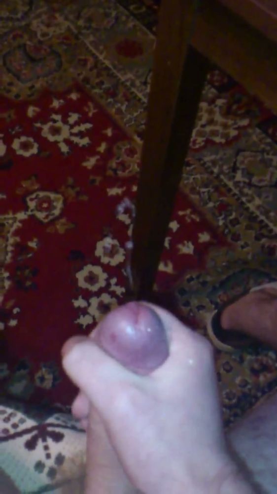 девка кончает по вебке,у мужика куча спермы