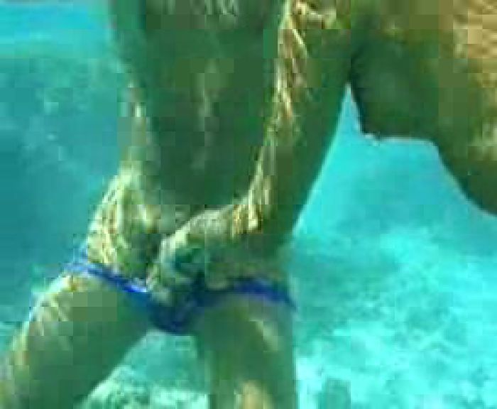 Подводный секс ))